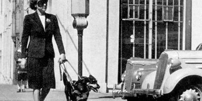 Lois Merrihew, la primera mujer Instructora de perros guía en EE UU Lois Merrihew, la primera mujer Instructora de perros guía en EE UU